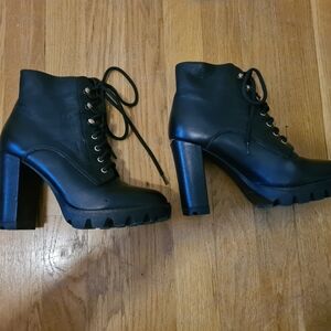 Beautiful Liu Jo leather combat boots